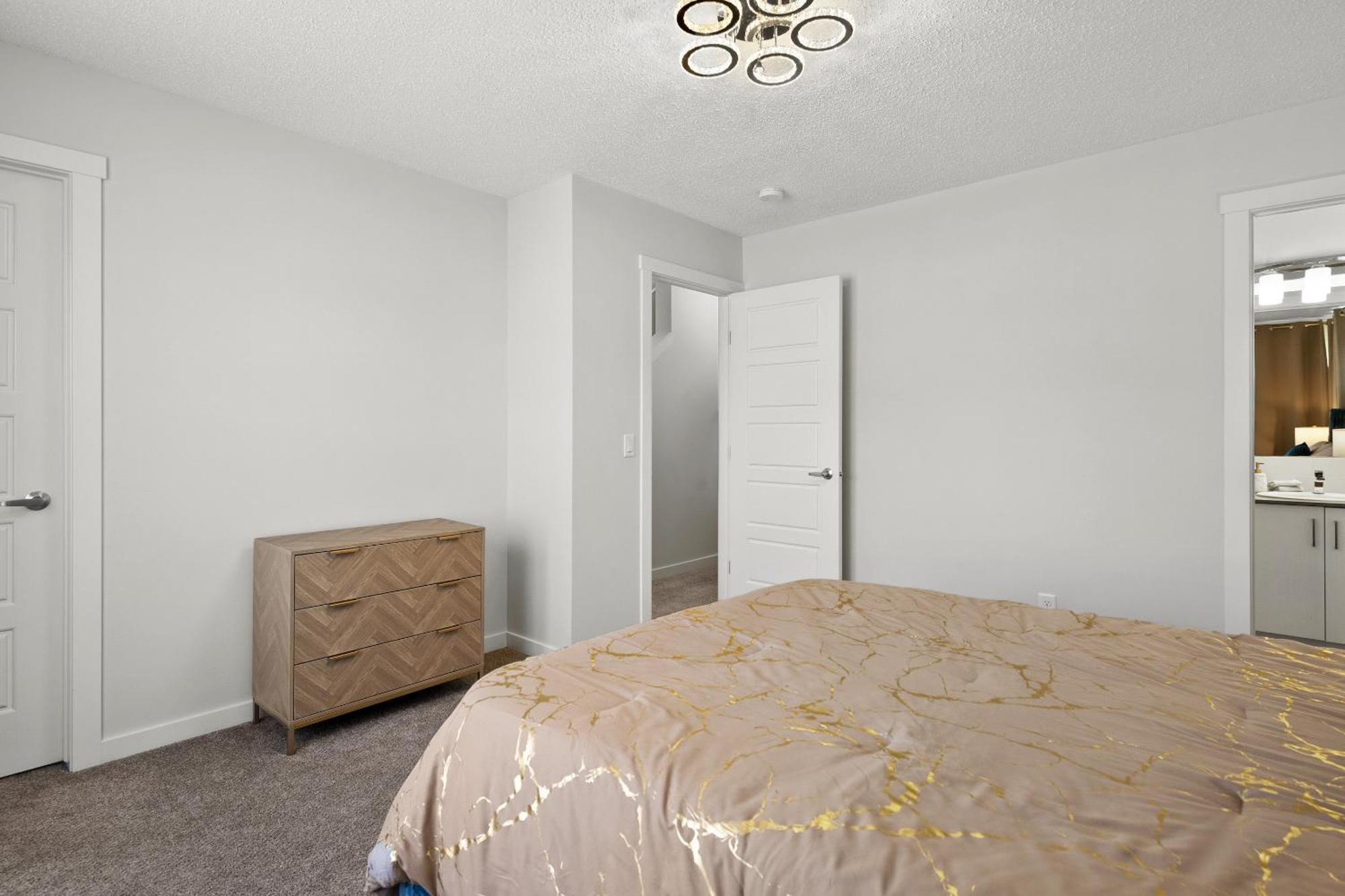 Globalstay New Apartments In Cranbrook Free Street Parking YYC Exteriör bild