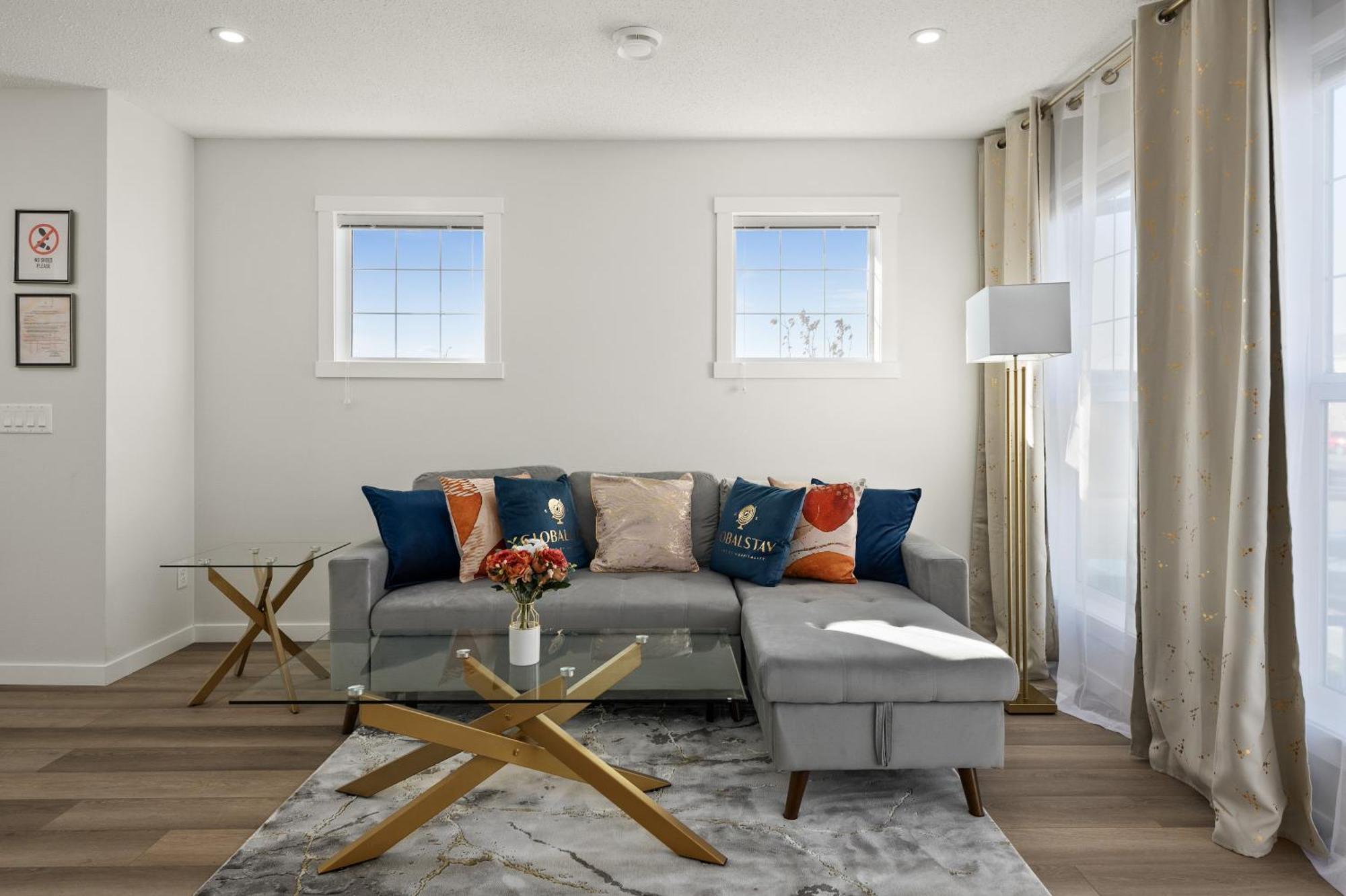 Globalstay New Apartments In Cranbrook Free Street Parking YYC Exteriör bild