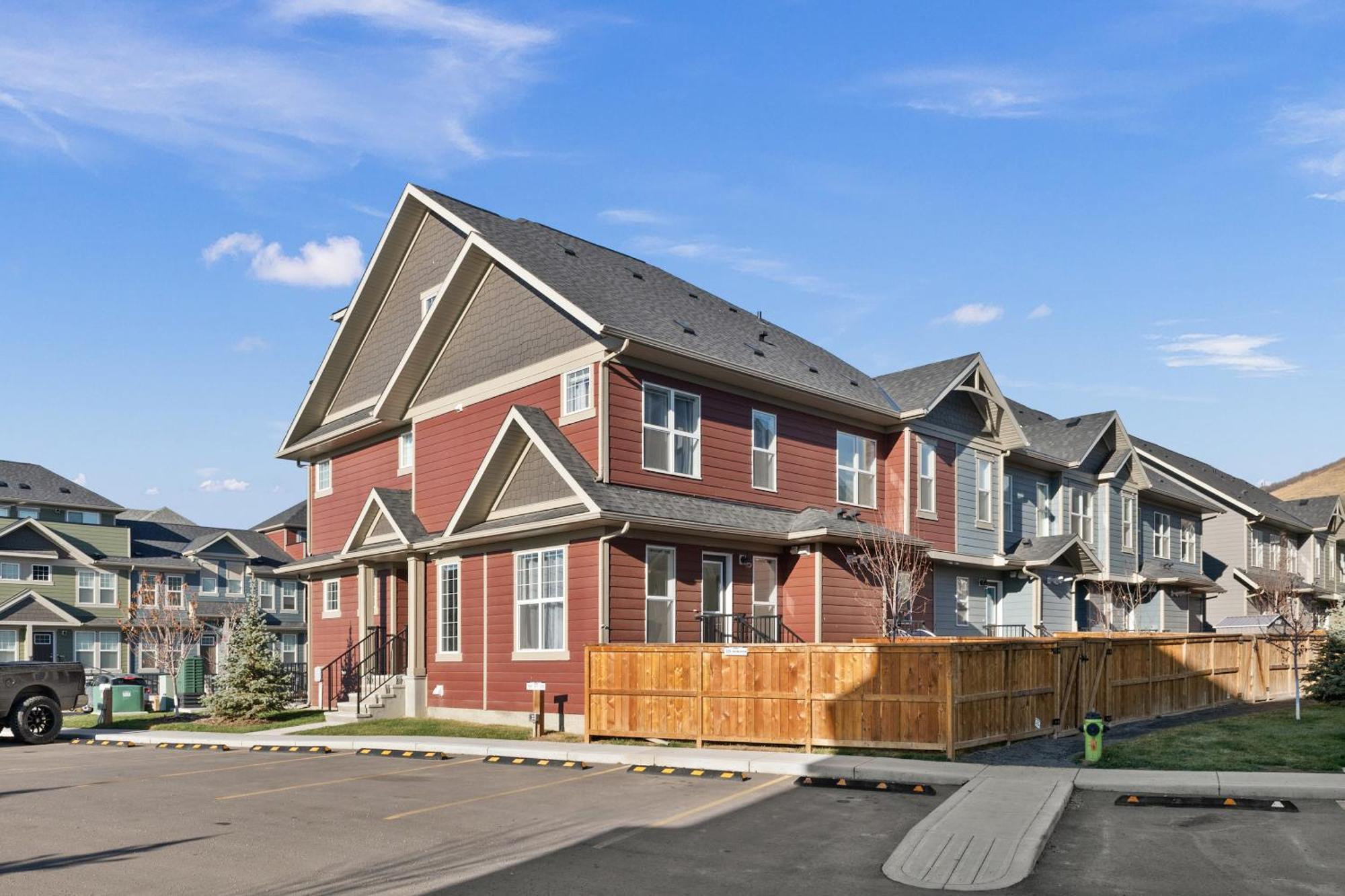 Globalstay New Apartments In Cranbrook Free Street Parking YYC Exteriör bild