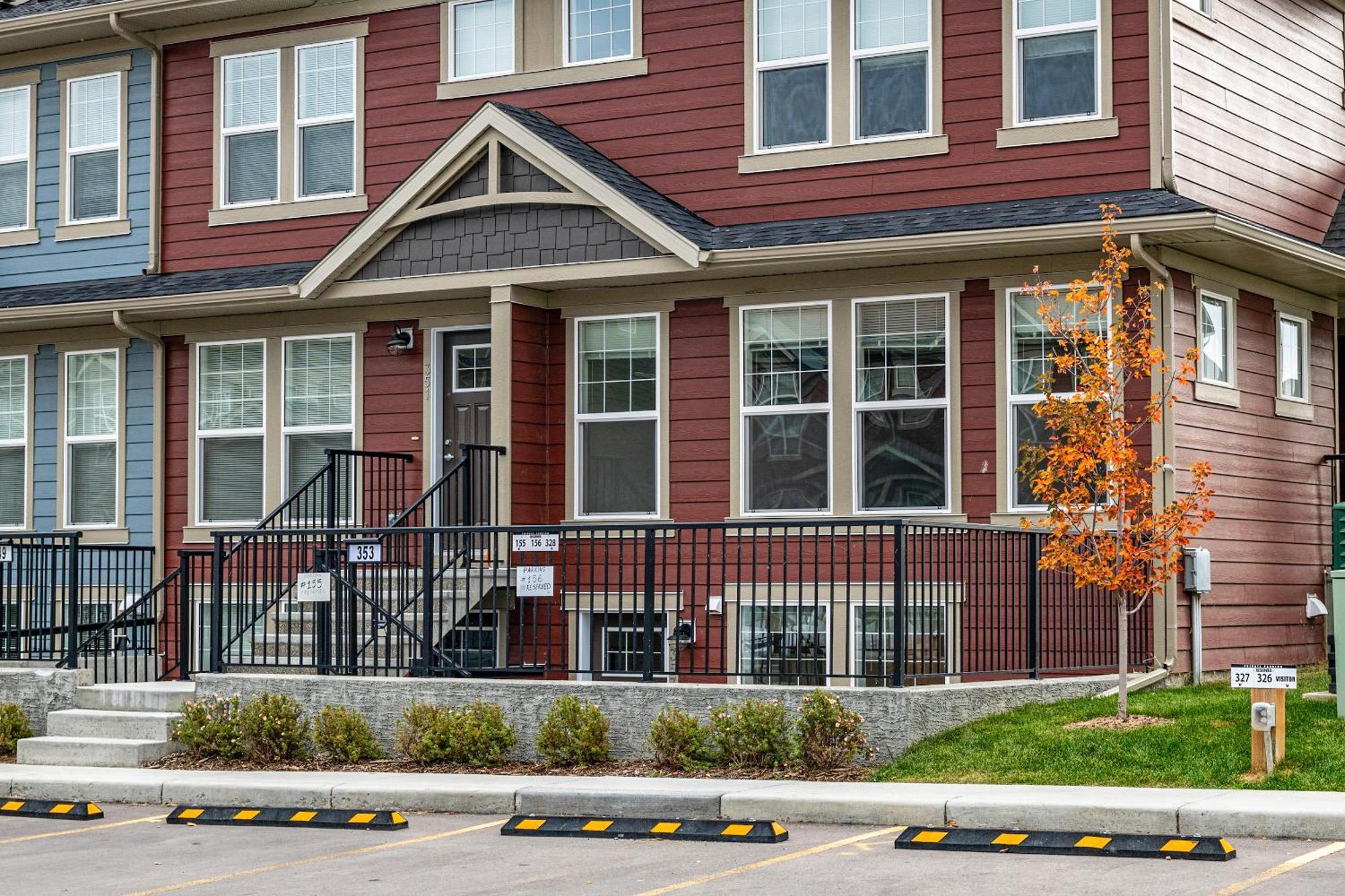 Globalstay New Apartments In Cranbrook Free Street Parking YYC Exteriör bild